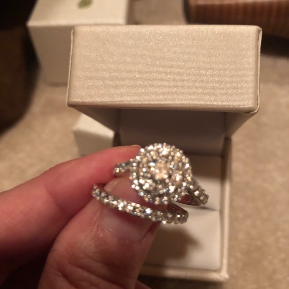 14k WG 1.78ct Lab Diamond Wedding Ring Set - Picture 4 of 6